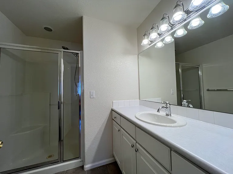 4953 Noble Park Pl — Photo 17