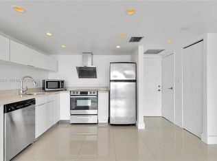 100 Bayview Dr APT 1002, Sunny Isles Beach, FL 33160