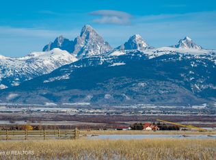 1220 Horseshoe Ln, Driggs, ID 83422