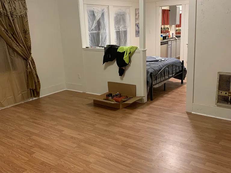 209 H St #209 — Photo 15