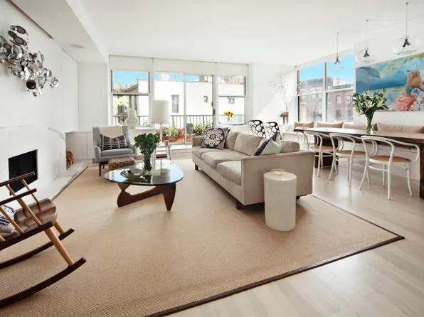 534 Hudson Street image 1 of 11