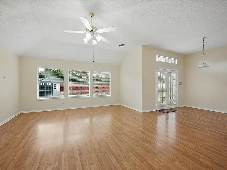 4416 Heath Ct — Photo 9
