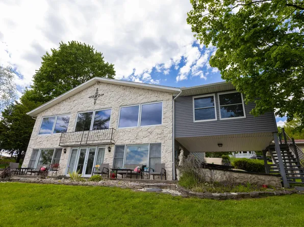 381 Northern Spy Cir, Howard, OH 43028