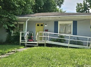 1521 Ravenswood Dr, Evansville, IN 47714