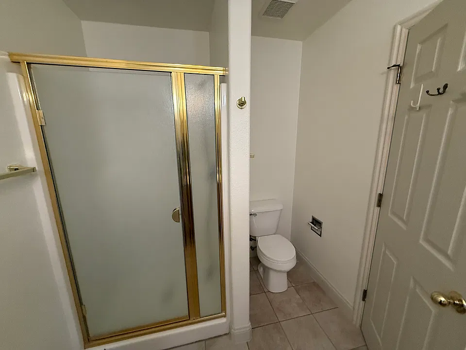 36 Sunridge Ct