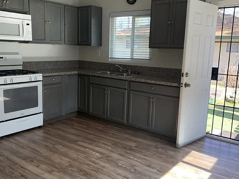 231 Big Blue Rd — Photo 5