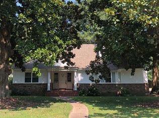 910 Carleton Ave, Caruthersville, MO 63830