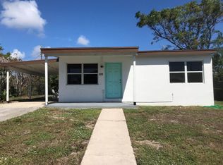 331 Mentone Rd, Lake Worth, FL 33462