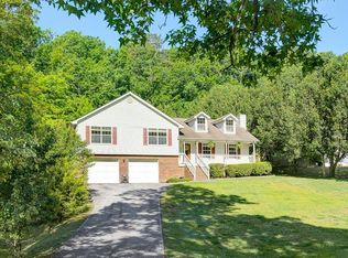 3041 Old Chattanooga Rd, Rocky Face, GA 30740