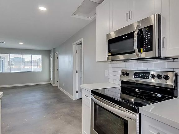 3rd image of 2617-2621 E Campbell Ave #6