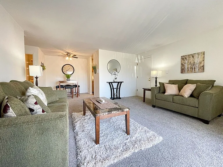 Country Meadows Apartments — Photo 47