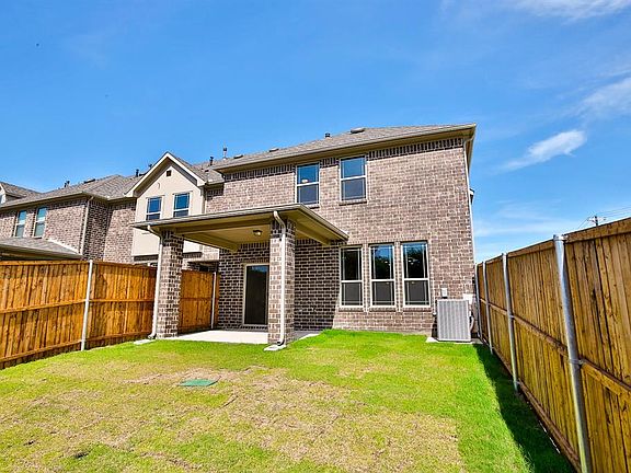 4th image of 1157 Wiltshire Dr