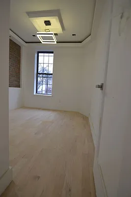 Rented by Yup Realty LLC | media 25