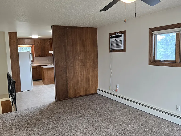 543 Gary Ave — Photo 3