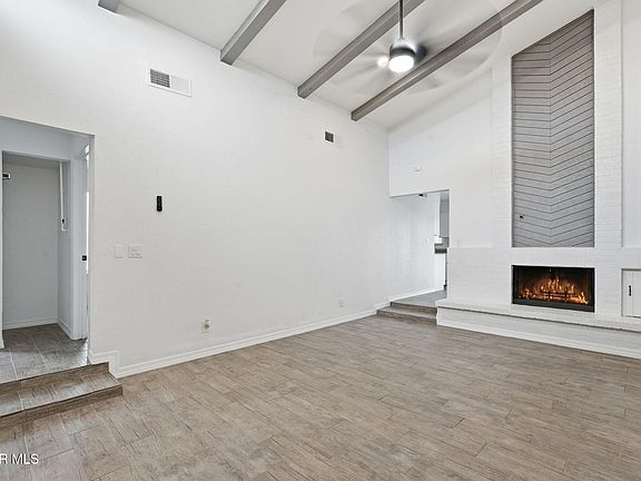 5th image of 3540 E Glen Dr #A