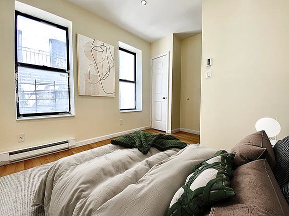 3rd image of 344 Manhattan Ave APT 4B