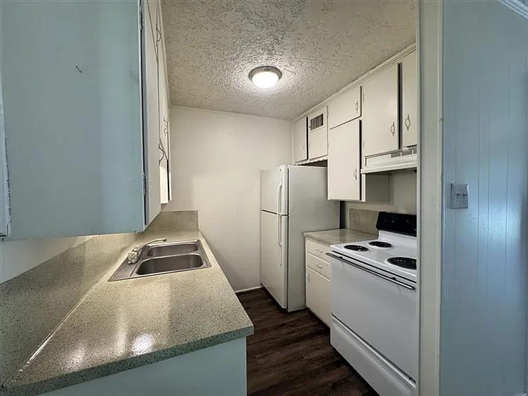 222 S Church St — Photo 19