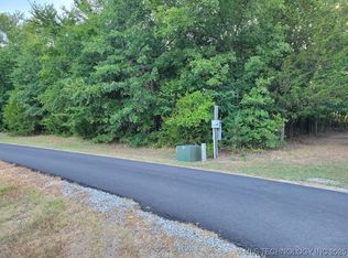Hummingbird Ln, Eufaula, OK 74432