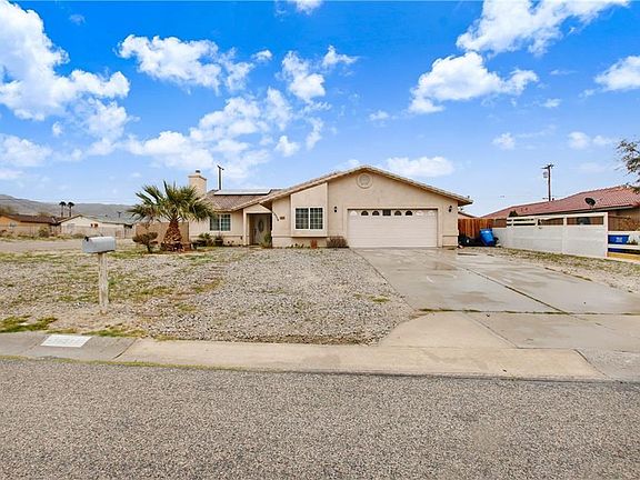 2nd image of 15514 Avenida Manzana