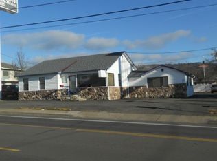 1459 NW Mulholland Dr, Roseburg, OR 97470