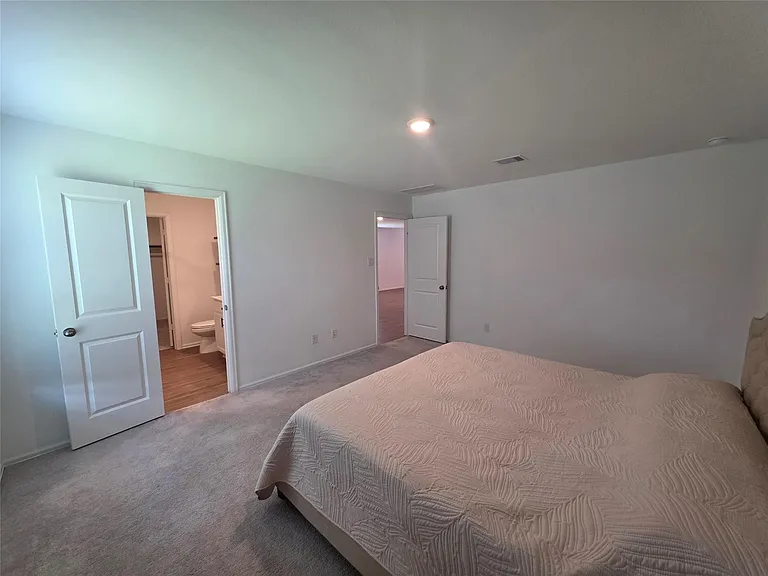 314 Riverwood Village Ln — Photo 13