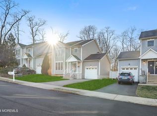 85 Orchard St, Freehold, NJ 07728
