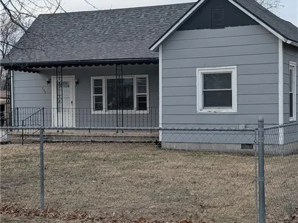 204 South St, Liberal, MO 64762