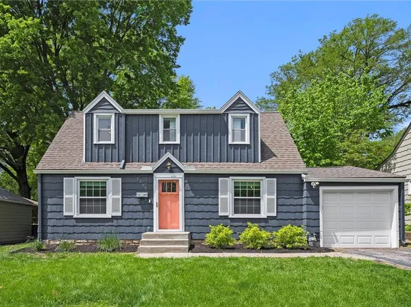 7720 McGee St, Kansas City, MO 64114