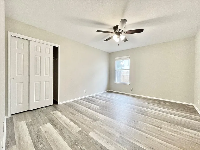 1909 Horizon Park Blvd — Photo 35