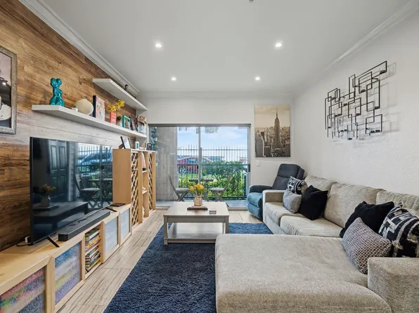 3231 Allen Pkwy APT 2104, Houston, TX 77019