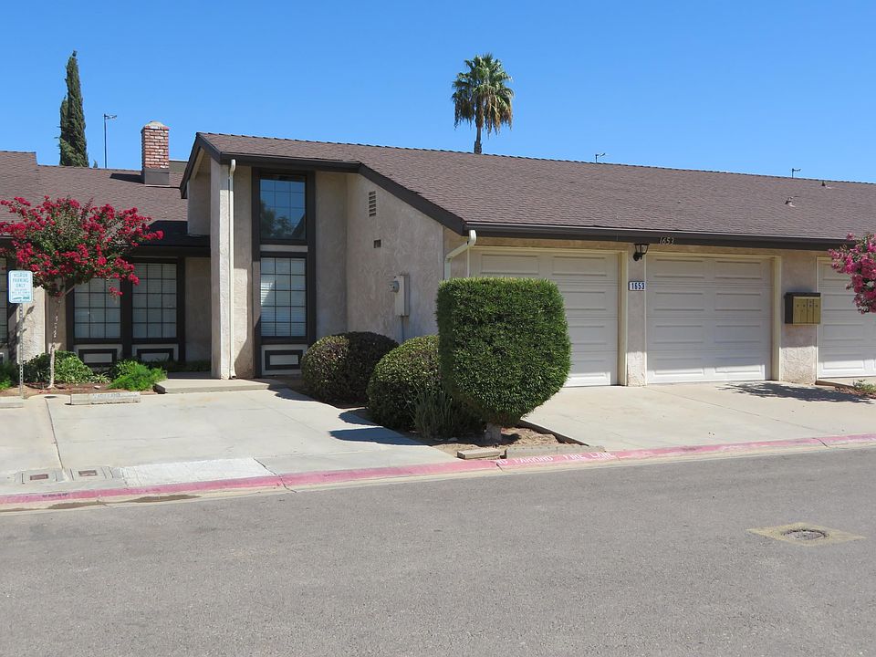Front of unit. 2 car garage (separate door for each side)