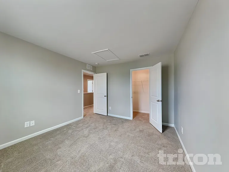 104 Cavesson Ave — Photo 10