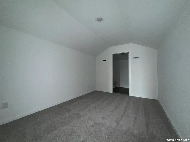 5038 Primrose Rdg — Photo 8