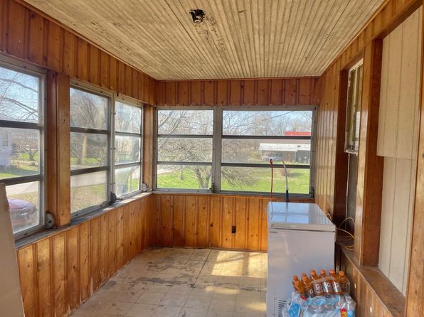 630 Washington St, Troy, IN 47588
