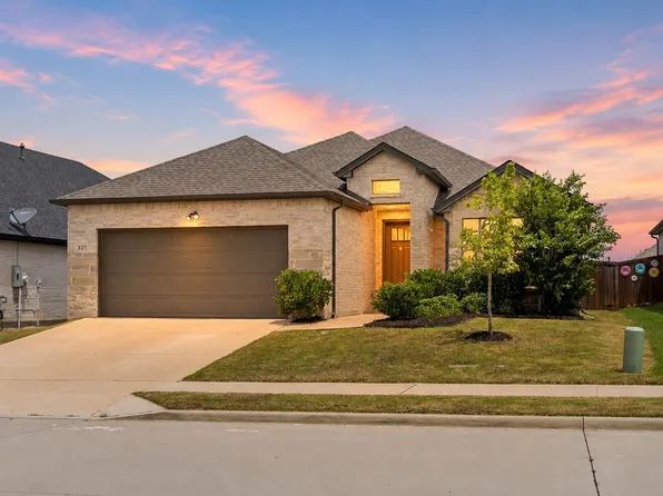 327 Brookview Dr, Lavon, TX 75166