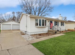 210 Market Ave SW, Mitchellville, IA 50169