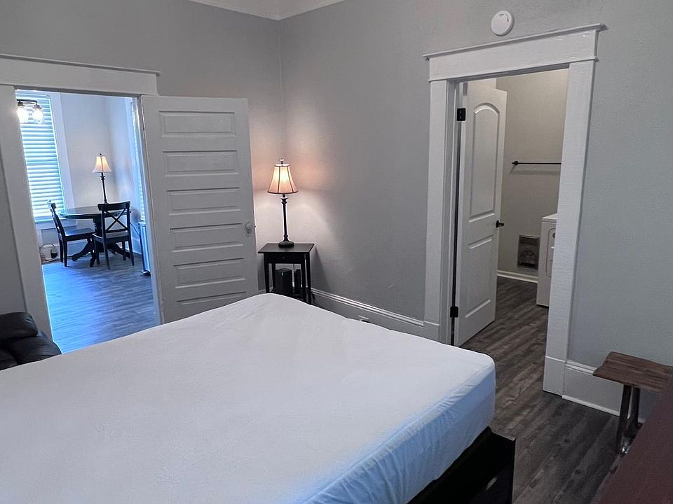 You'll need your own bedding and personal items. All utilities paid with this rental.