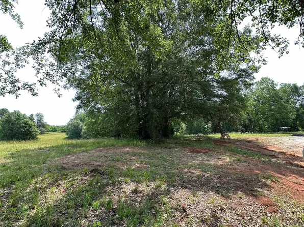 430 Hamburg Rd, Easley, SC 29640