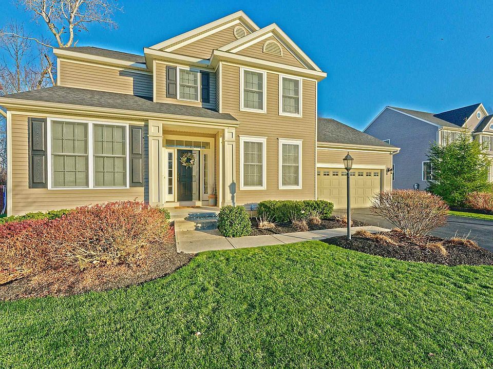 1st image of 36 Chester Dr