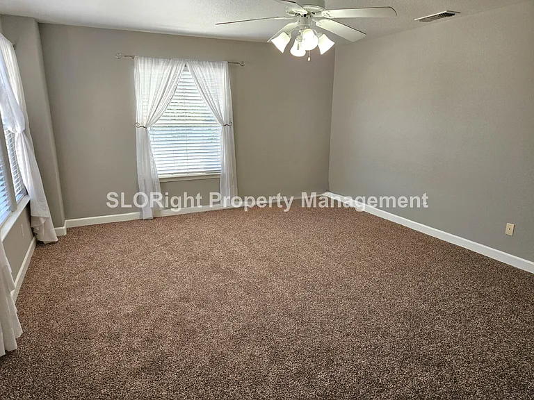 15 Corrietta Ct — Photo 13