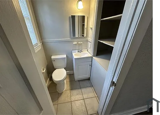 3438 W Capitol St — Photo 3
