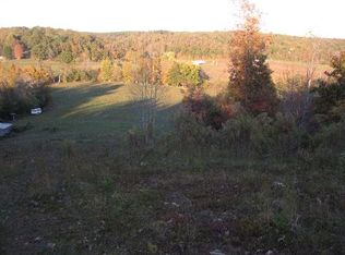 110 Charlie Ln, Waynesboro, TN 38485