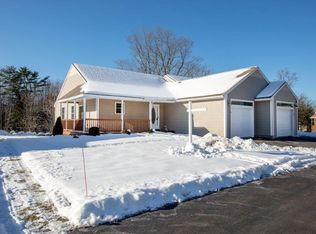 24 Stagecoach Ln #11, Westbrook, ME 04092