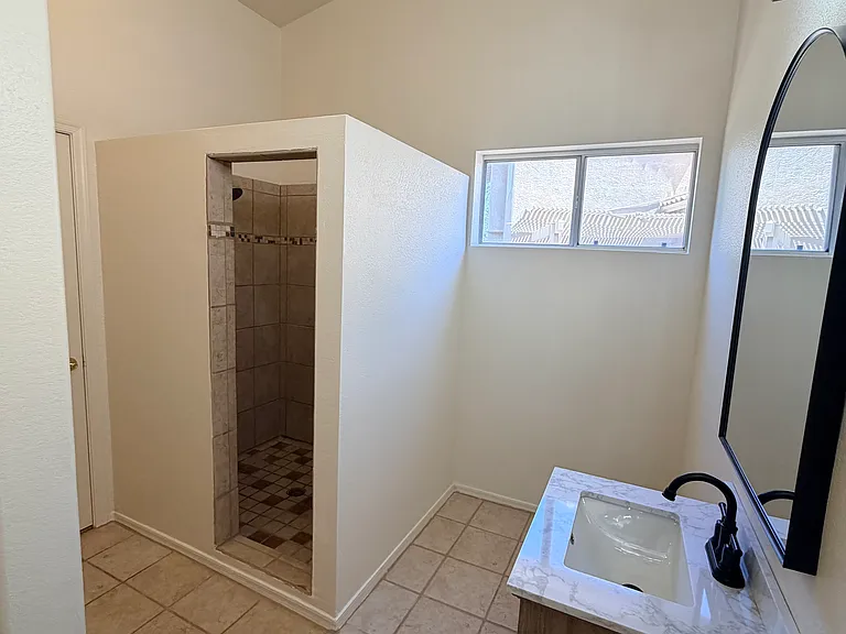9005 N Lawndale Dr — Photo 30