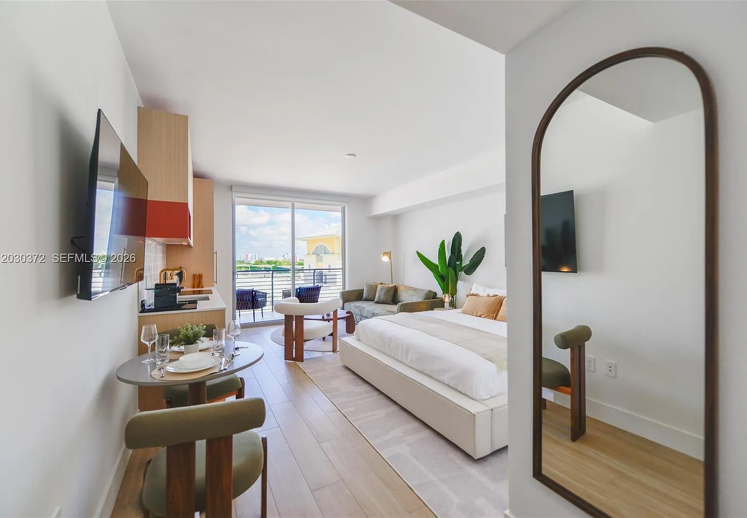 Studio, 1.0 bath, 479 sqft, $3,100 — Photo 1