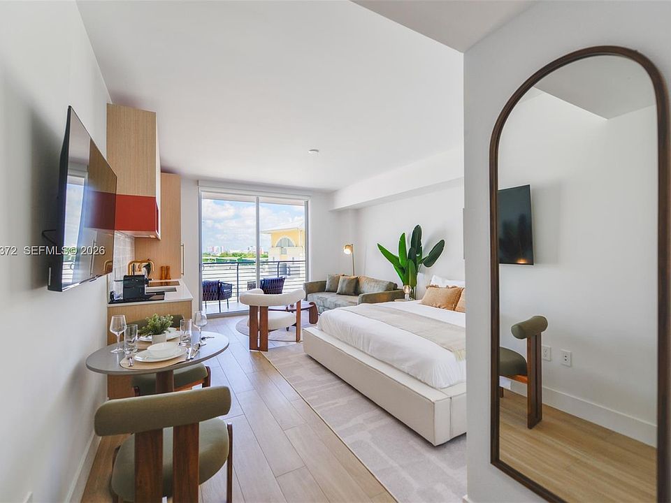 1st image of 90 NE 32nd St #618