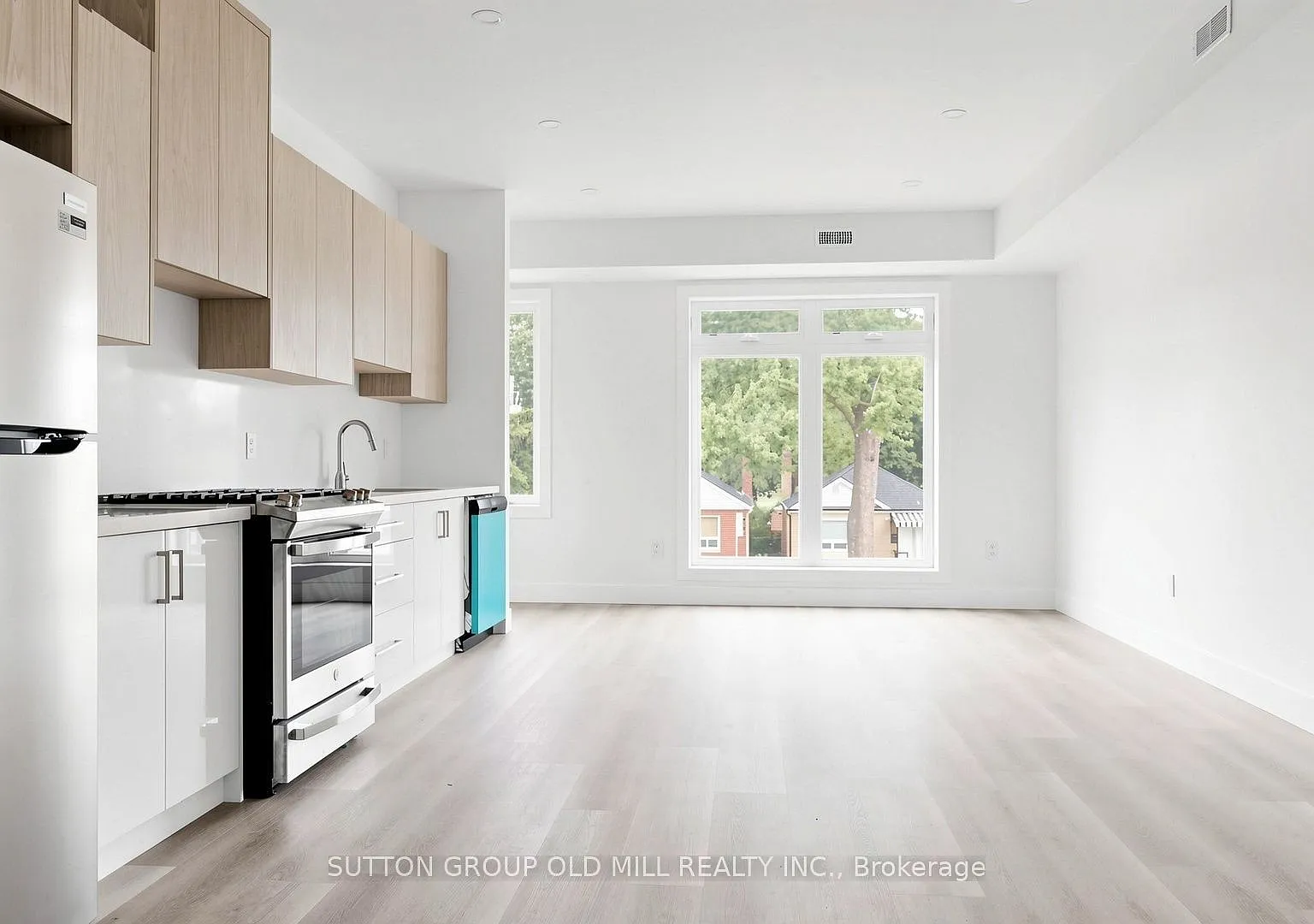 2 bed, $2,700 — Photo 3