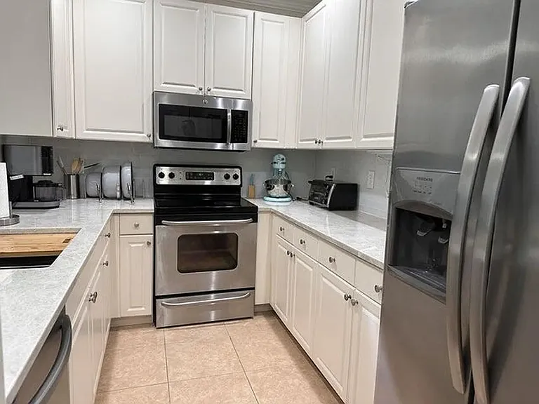1460 Corbison Point Pl — Photo 3