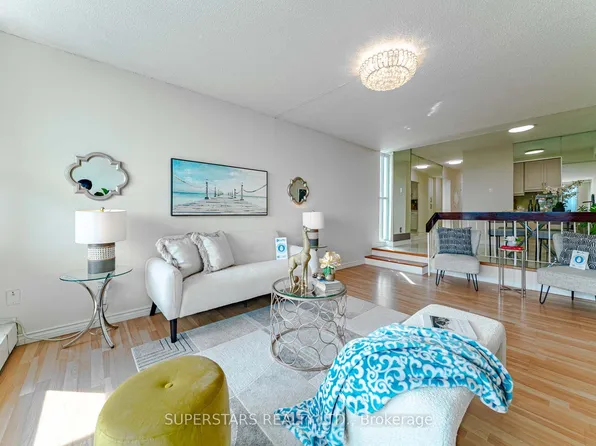 4101 Sheppard Ave E #1006, Toronto, ON M1S 3H3