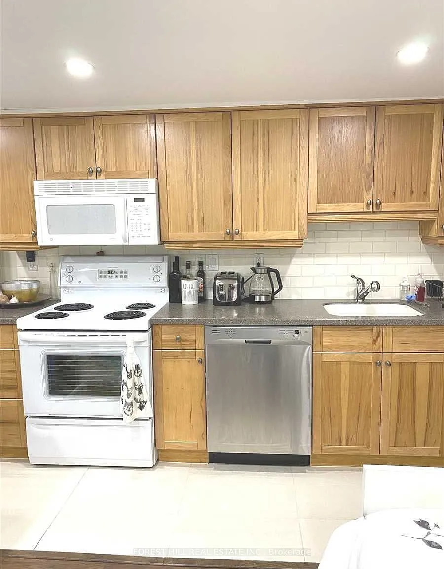 Studio, $1,520 — Photo 4